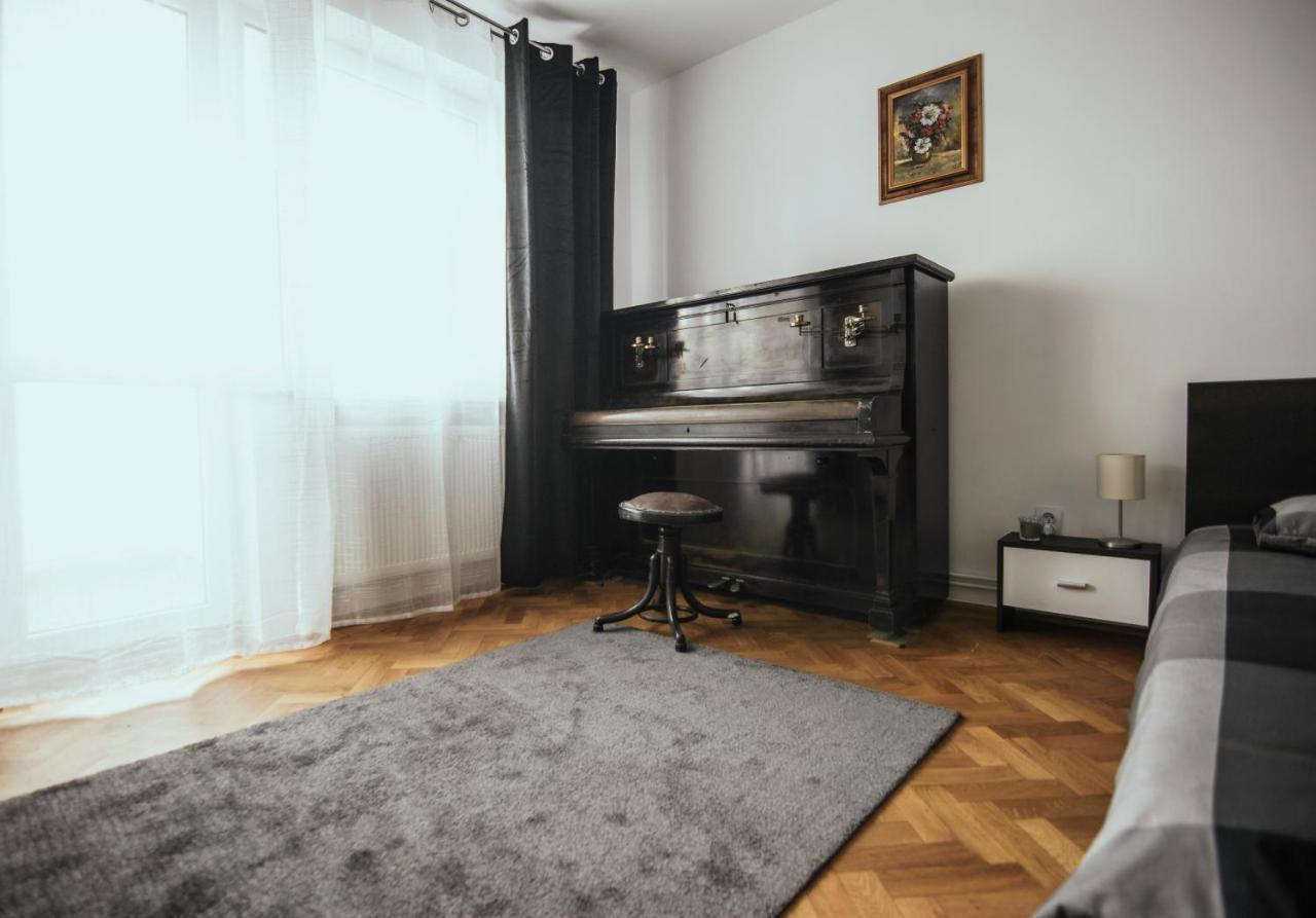 Central David Residence Brašov Exteriér fotografie