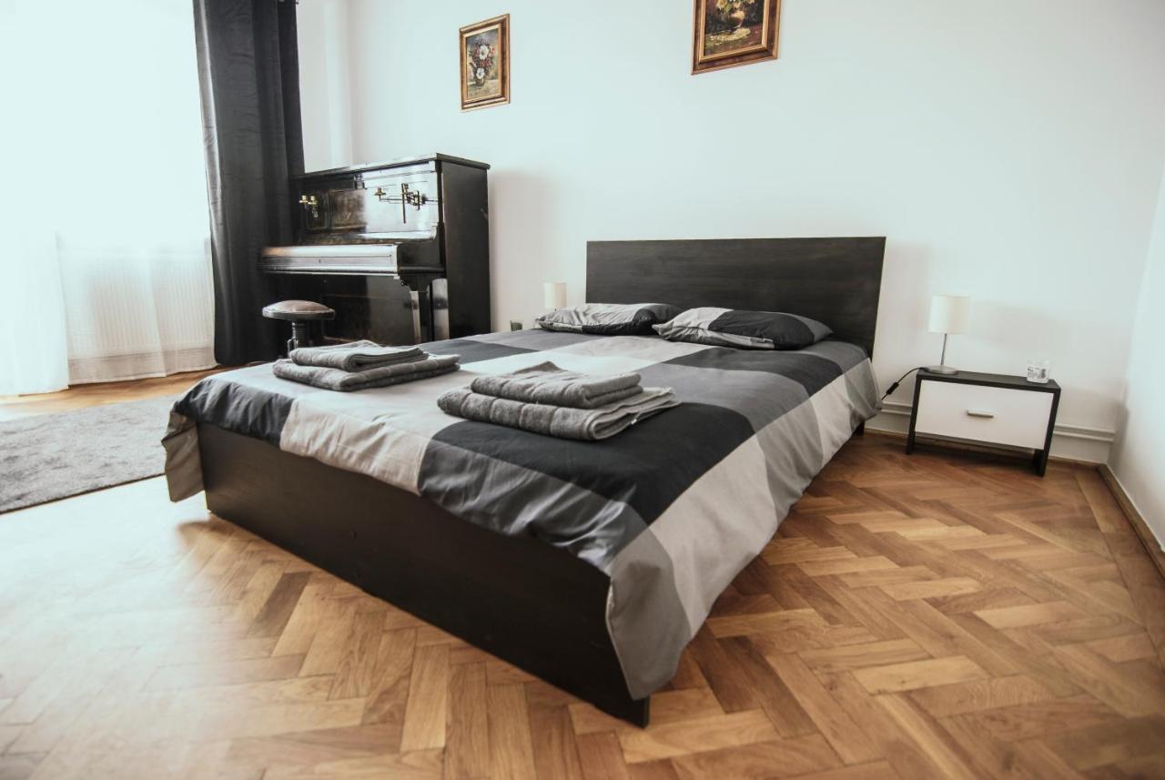 Central David Residence Brašov Exteriér fotografie